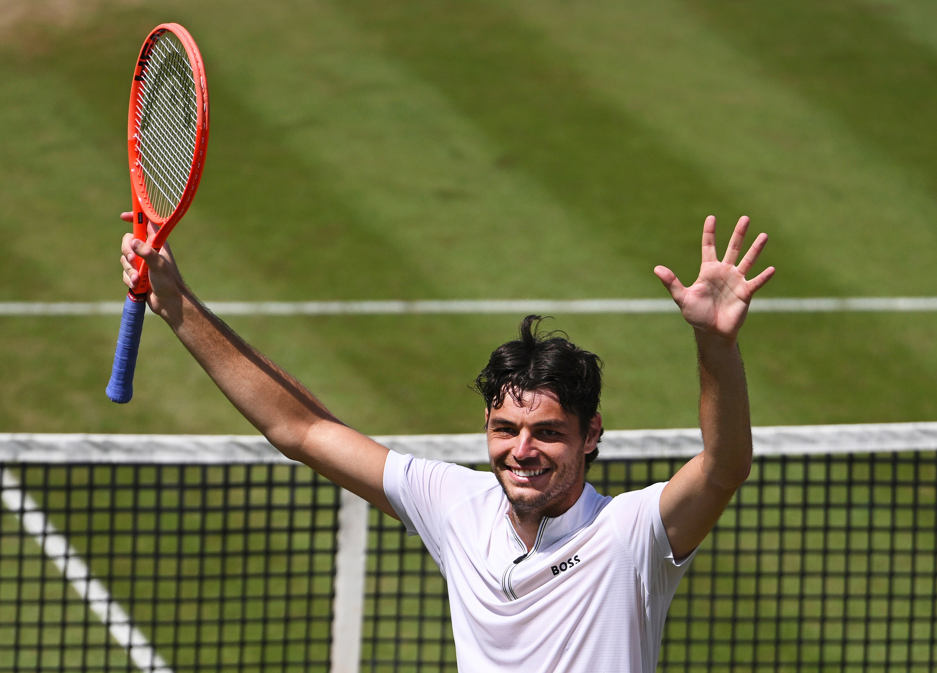 kaiyun-斯图加特队员状态神勇，助力夺冠(斯图加特足球俱乐部)